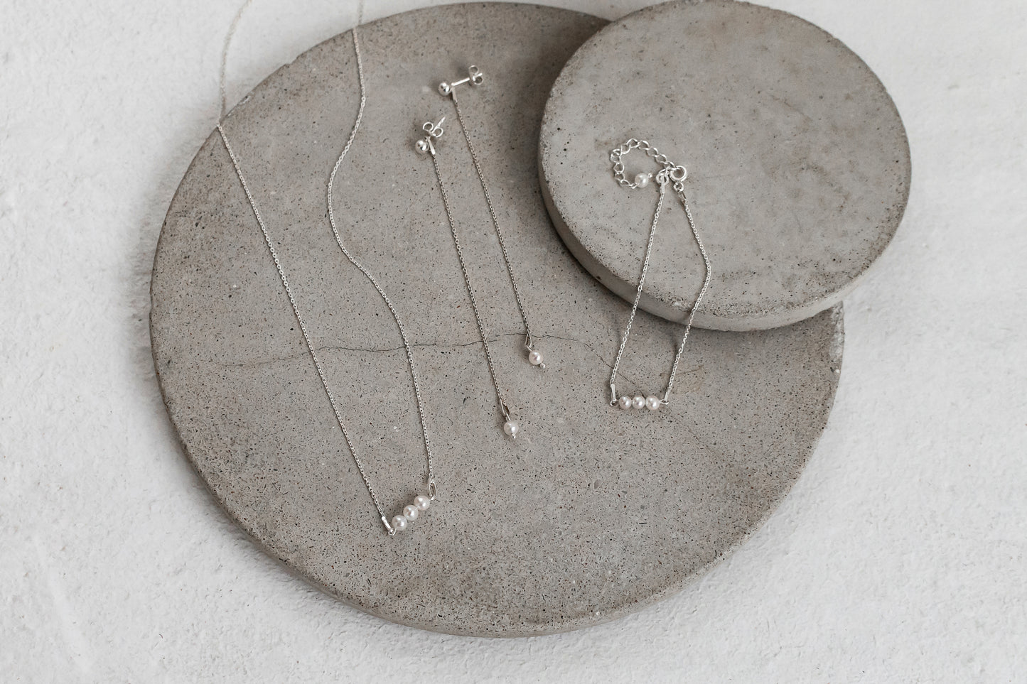 "TIMELESS" APYRANKĖ 0015