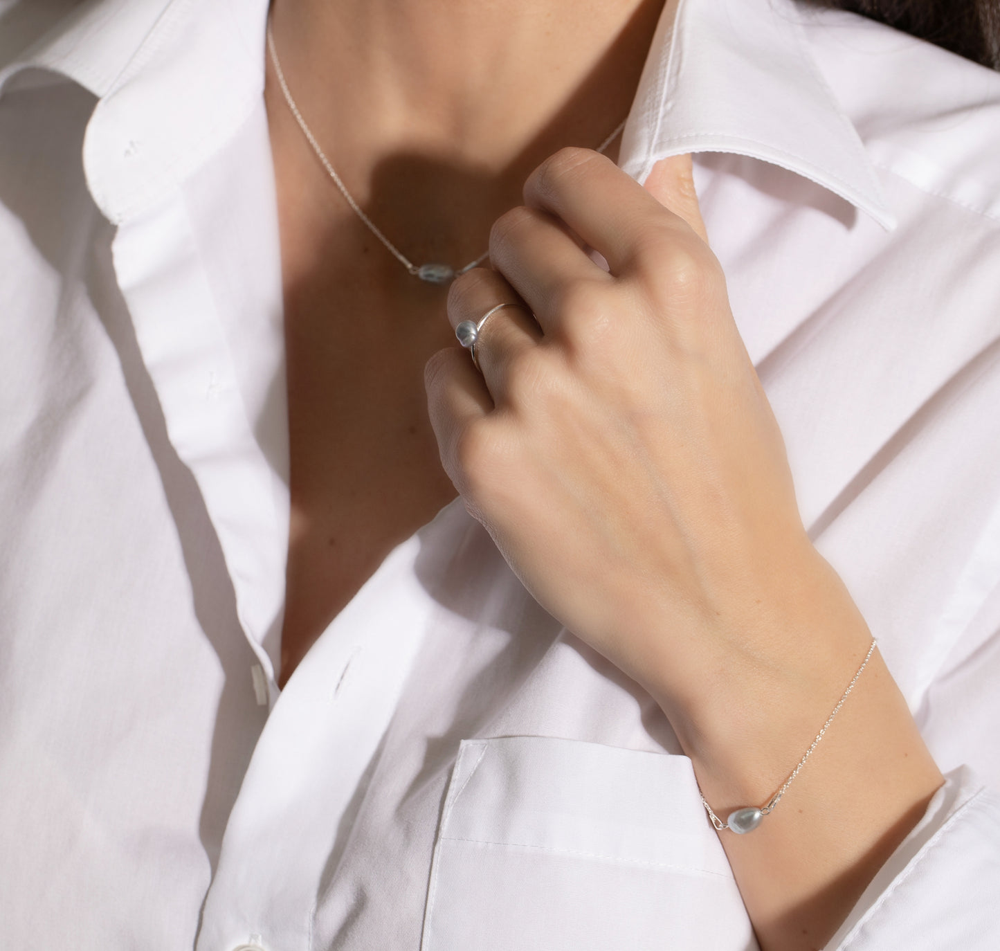 "TIMELESS" KAKLO PAPUOŠALAS 0016