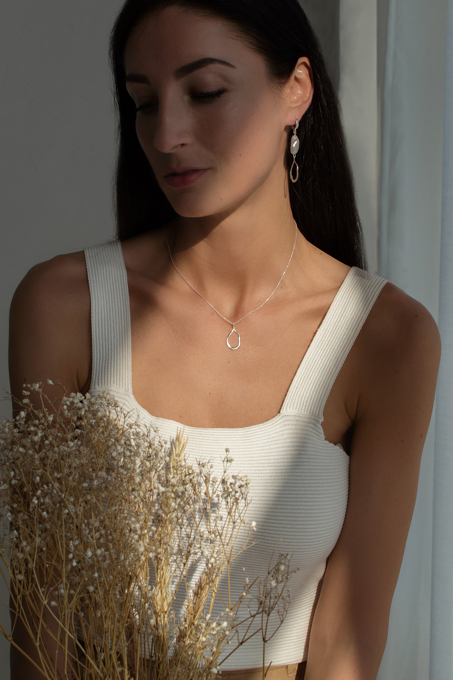 "MELODY OF SHAPE" KAKLO PAPUOŠALAS 0016